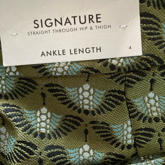 Ann Taylor Green pattern Signature ankle pants NWT - Picture 8 of 8